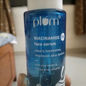 Plum Rice Water Niacinamide Serum For Blemishes
