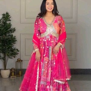 New Standard Beautiful Pakistani Poshaq Dresses