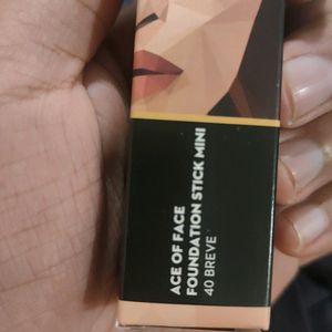 SUGAR Face Foundation Stick with brush