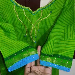 Festive Kurta & Dupatta set