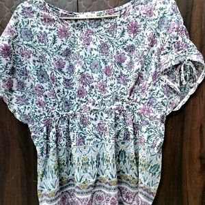 Beautiful Butterfly Sleeves Top For Women