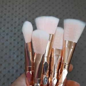 Makeup Brushes