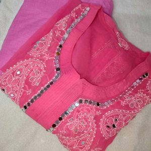 Beautiful Chikankari Kurti