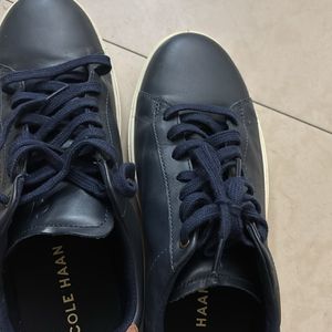 Beautiful premium Cole Haan Sneakers.