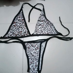 Stylish Panty Bra Set