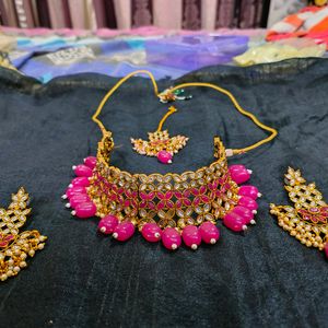 Pink Colour Kundan Necklace Set