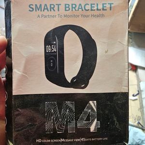 M4 Fitness Band