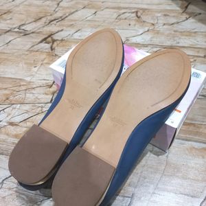 Zara Flats