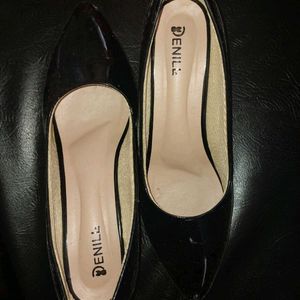 Denill Blocked Heels. Size 40/6.5