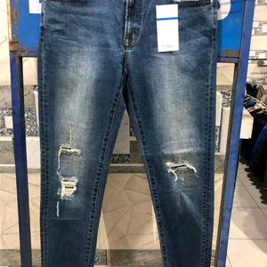 Congo Of 4 Branded Jeans Any Size In Just 1100