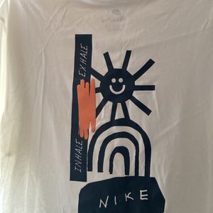 Nike T shirt