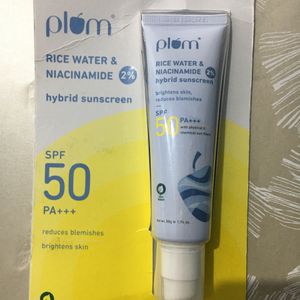 Plum Sunscreen Containing Rice Water N Niacinamide