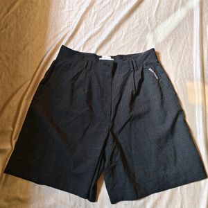 High-waisted Shorts