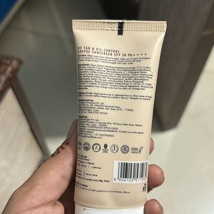 DE TAN & OIL CONTROL COFFEE SUNSCREEN