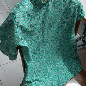 PolyCotton Top With Floral Design