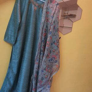 Hand Embroidery Kurta And Dupatta