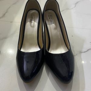 Shoetopia Black Pump Heel