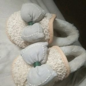 Good Condition Baby Soft Booties