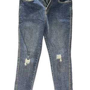 Women’s Navy Blue Skinny Fit Jeans.