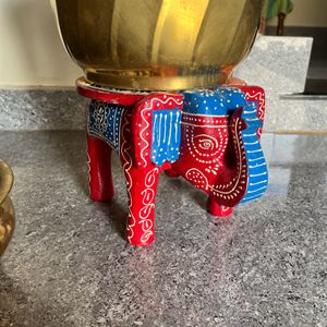 Pair Of Wooden Elephant Stand