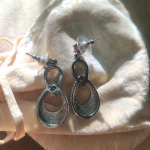 Anti-tarnish earrings