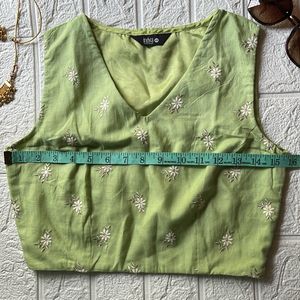 Cute pastel green v neck blouse