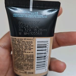 Maybelline Fit Me Foundation - Shade 220