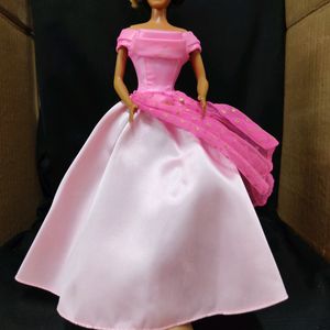 Vintage 1998 Barbie Princess Doll Dress