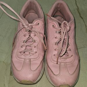 Women Pink Cilia Lux Leather Sneaker