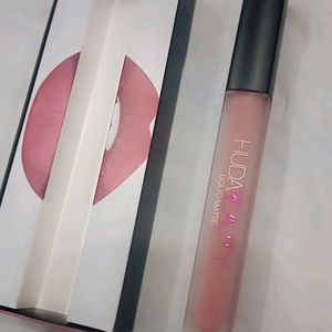 Huda Beauty Liquid Lipstick Sweet Talker