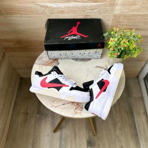 AIR JORDAN RETRO TRAVIS SCOTT