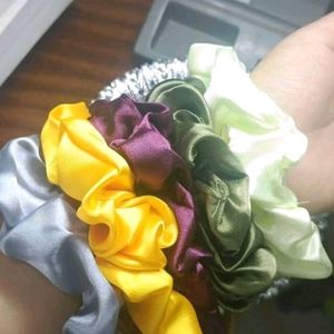 All 5 Asthetic Scrunchies