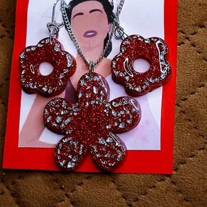 Red Resin Neck And Earrings Set