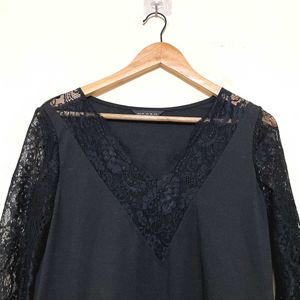 Black Neeted Top