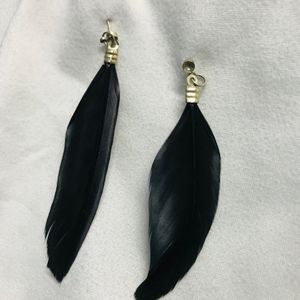 Feather Earrings 💗