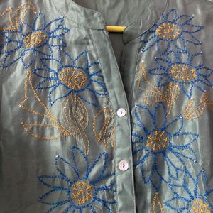 Max Chanderi Embroidered Kurti