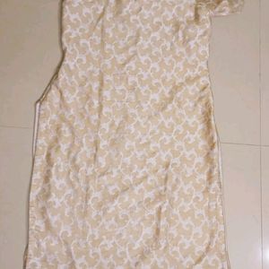 Combo of 2 Beautiful floral and golden kurti