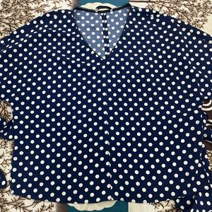 trendy blue polka dot top