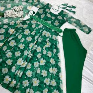 New/Unused Beautiful Gown With Pant Dupatta