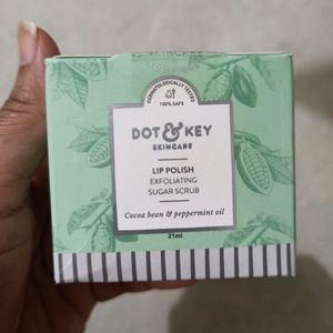 Dot N Key Lip Polishing Scrub