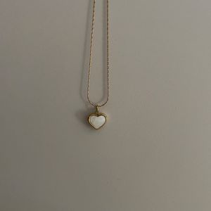 White Heart Chain