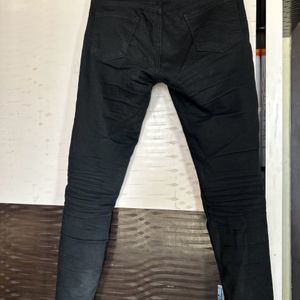 Black Skinny Jeans