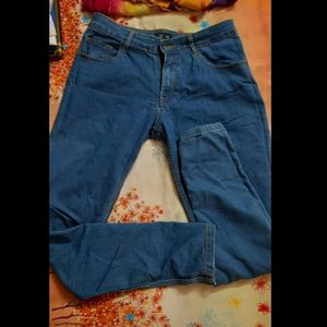 2 Strachable Jeans 30 Inch