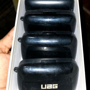 Set OF UAG+M19 TRUE WIRELESS EARBUDS (4)