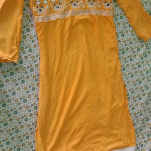 Yellow Kurti😍