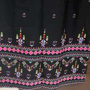 Women Black Kurta With Detachable Cape