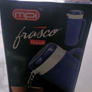 Frasco Flask With Vaccum lid Steel Base Inside