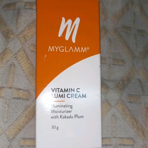 Myglamm Lumi Cream