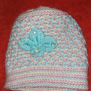 🥰 Woollen Cap For Ladies🤗