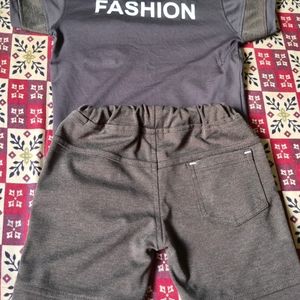 Kids T-shirt Bottom Set